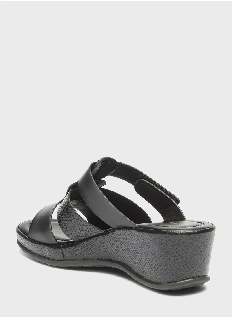 شو اكسبرس Comfort Sandals