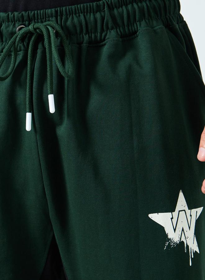 ستايلي بنطال جوغر واسع بطبعة جرافيك - Image 3