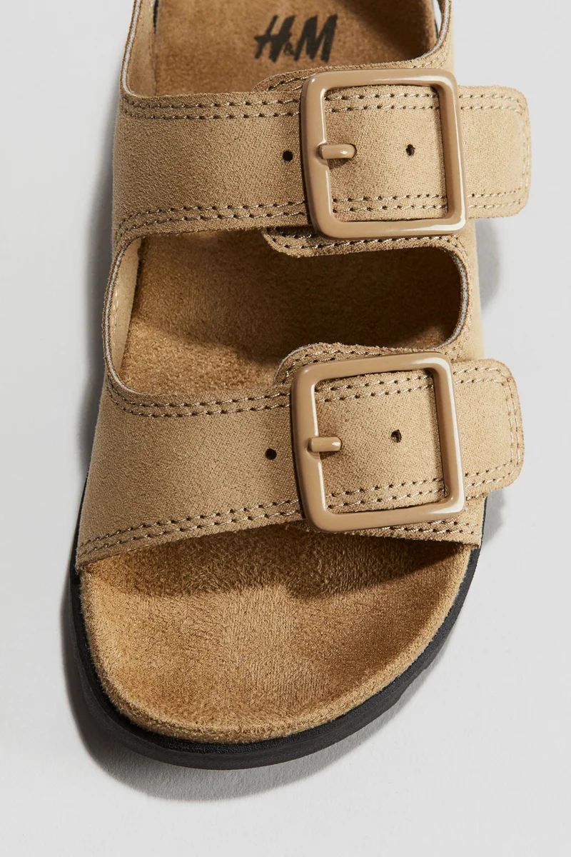 اتش اند ام Sandals