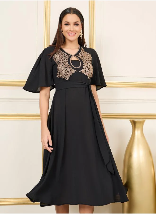 ستايلي Styli Embroidered Keyhole Neck A-Line Midi Dress