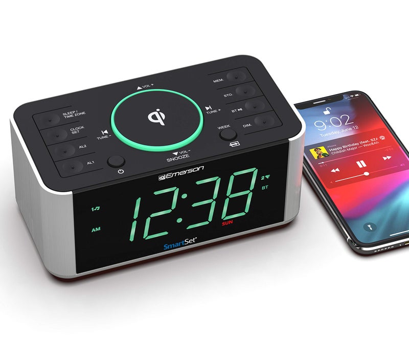 Emerson Smartset Dual Alarm Clock Radio and QI Wireless Phone Charger with Bluetooth, All Qi Compatible Phones, ER100202 - Image 3