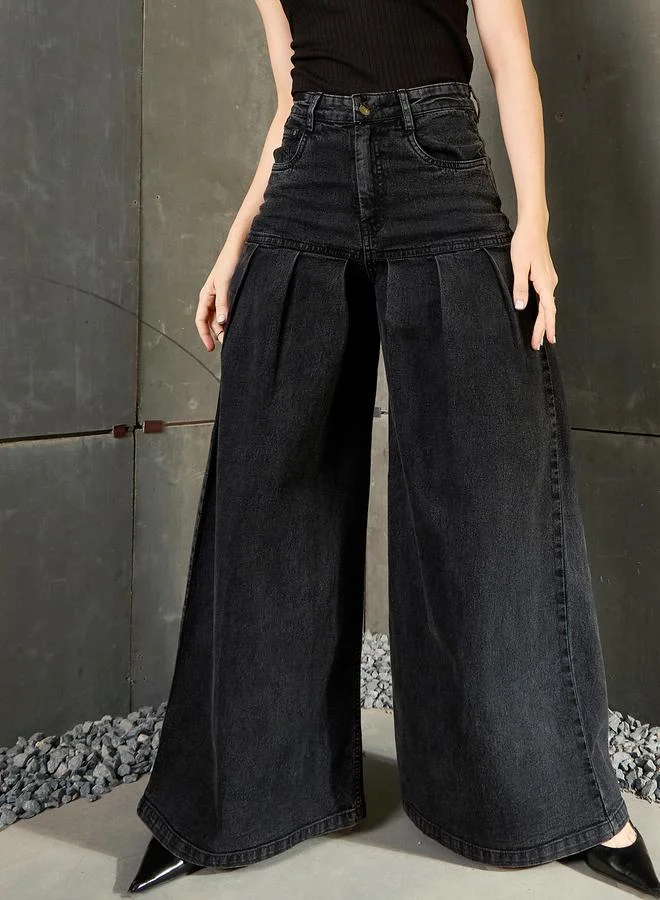 SASSAFRAS Sassafras Black Washed Pleated Flared Jeans