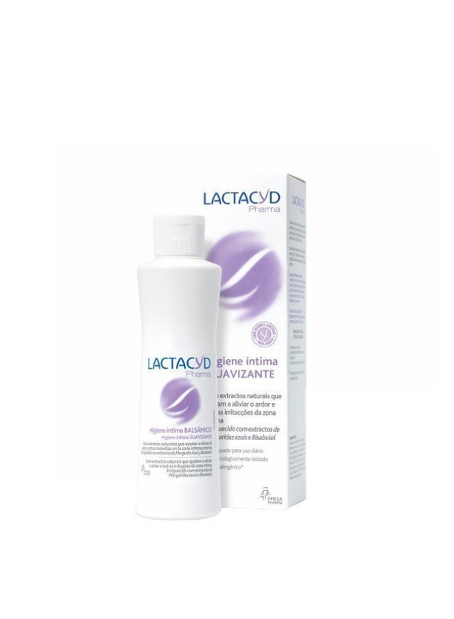 Lactacyd Pharma Soothing Intimate Hygiene 250ml - Image 1