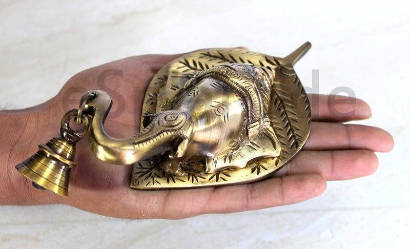 eSplanade - Ganesha Ganesh Ganpati Face Brass Wall Hanging with Bell - Home Decor | Door Decor | Door Knocker | 7" Inches - Image 5