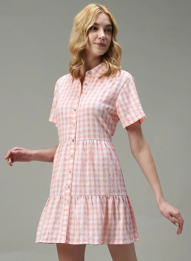 أوجيدر فستان مطبع بمربعات مع كسرات