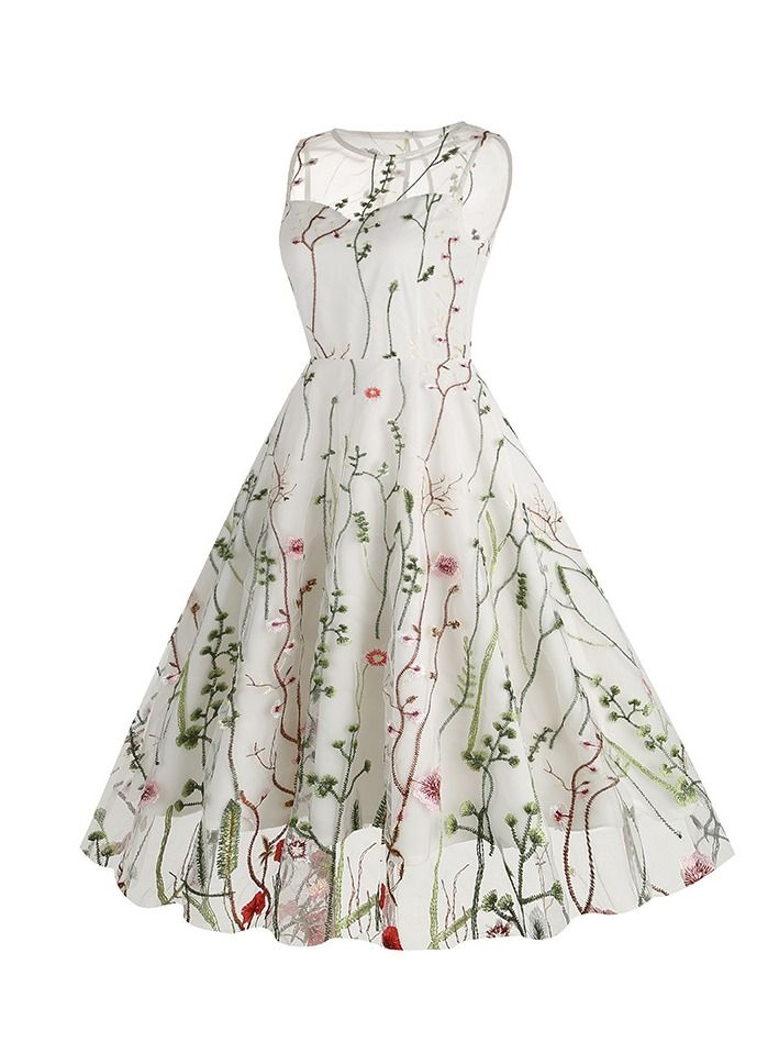 Loquat Floral Embroidered Vintage Midi Dress White - Image 3