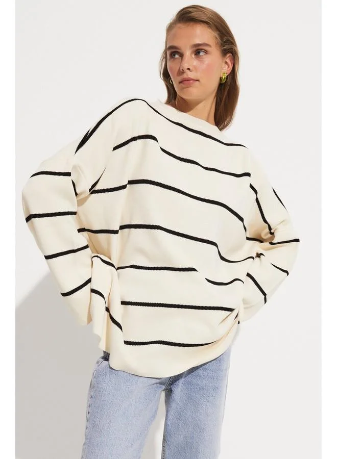 JUNE June Exclusive Striped Knitwear Sweater Ecru