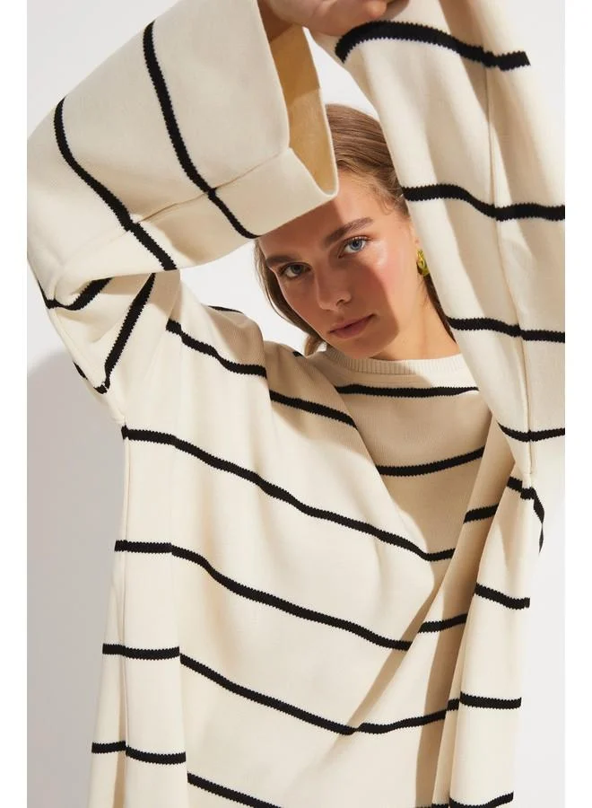 JUNE June Exclusive Striped Knitwear Sweater Ecru