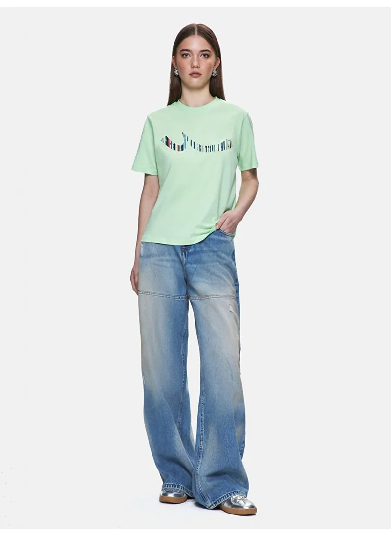 ال تي بي Green T-Shirt