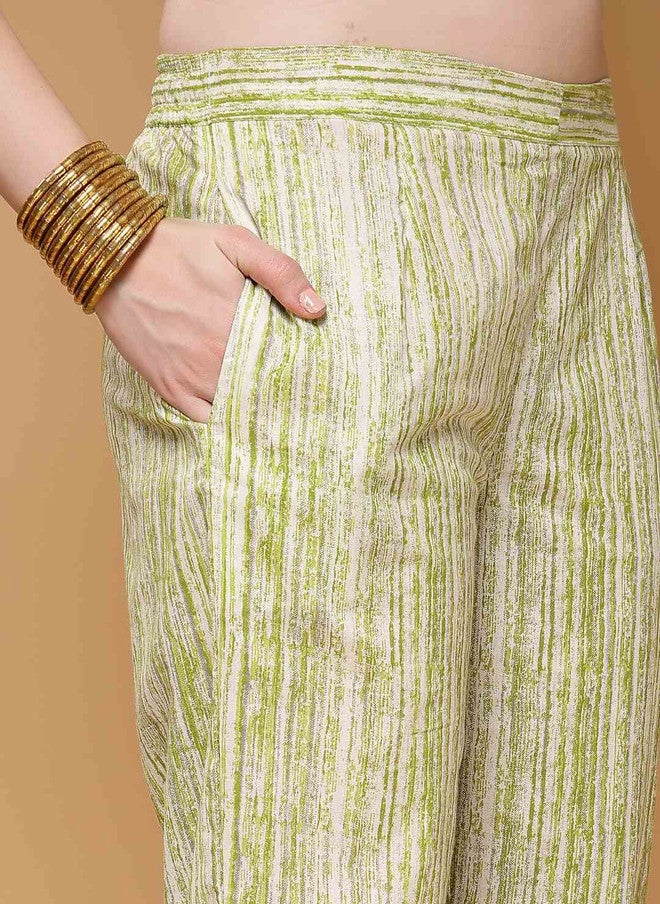 LARGISH Women Floral Printed Tunic and Trousers Co-Ords Set - Image 3