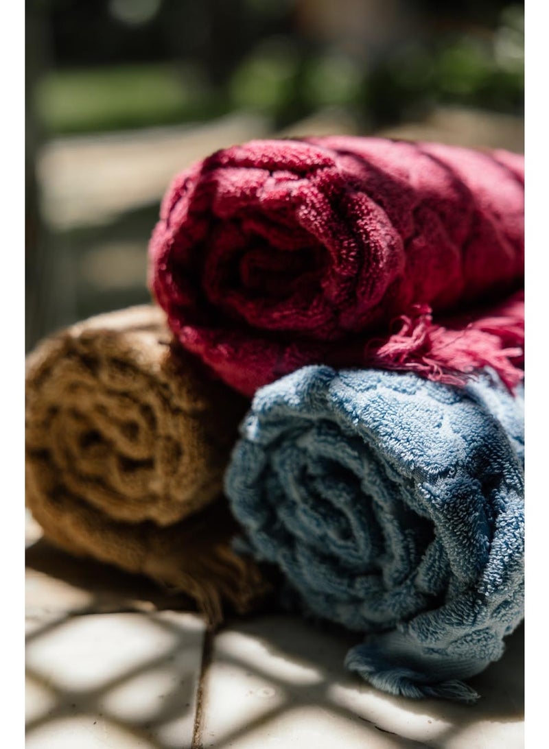 More cottons  منشفة جاكار تريفلز 600 جرام لكل متر مربع 50 × 100 سم  - Image 2