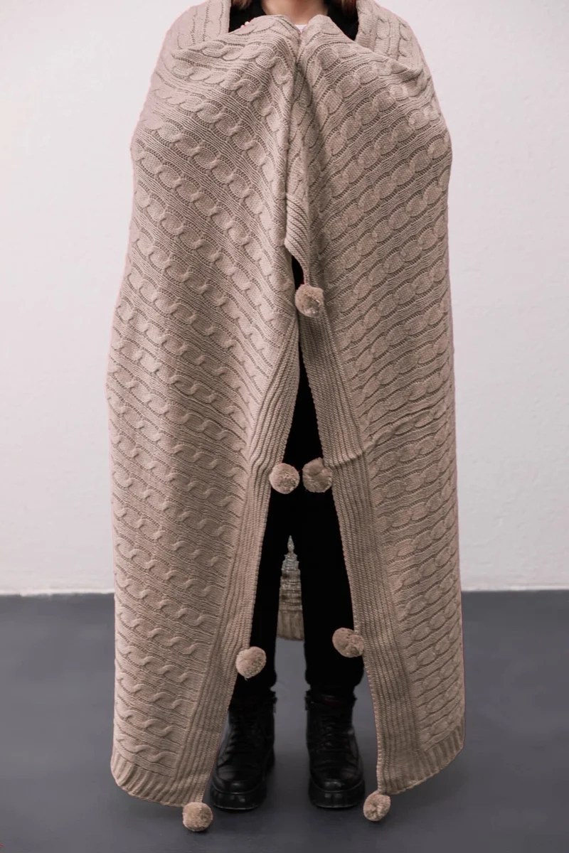 فافورا Biocotton Knitwear Pompom TV Blanket - Mink
