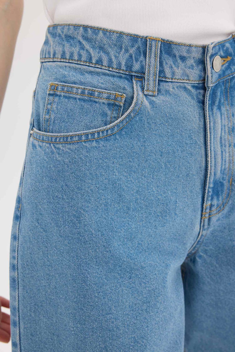 DeFacto Woman Jean High waist Bermuda  - Image 4