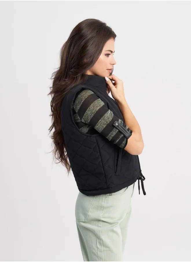 هايليز Black Quilted Vest