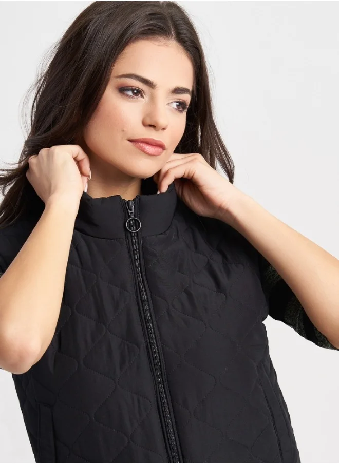 هايليز Black Quilted Vest