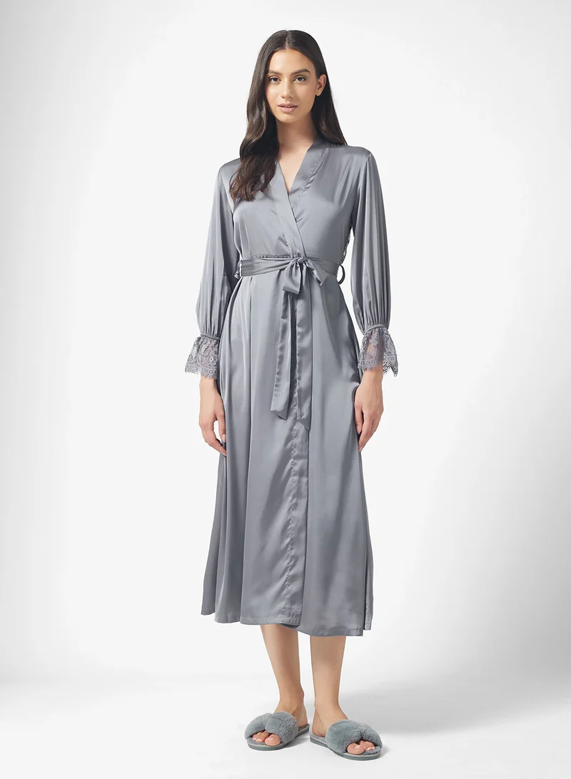 ELLA Robe With Lace Sleeves