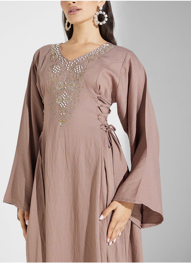 hayas closet Embroidered Flared Sleeve Abaya  - Image 3