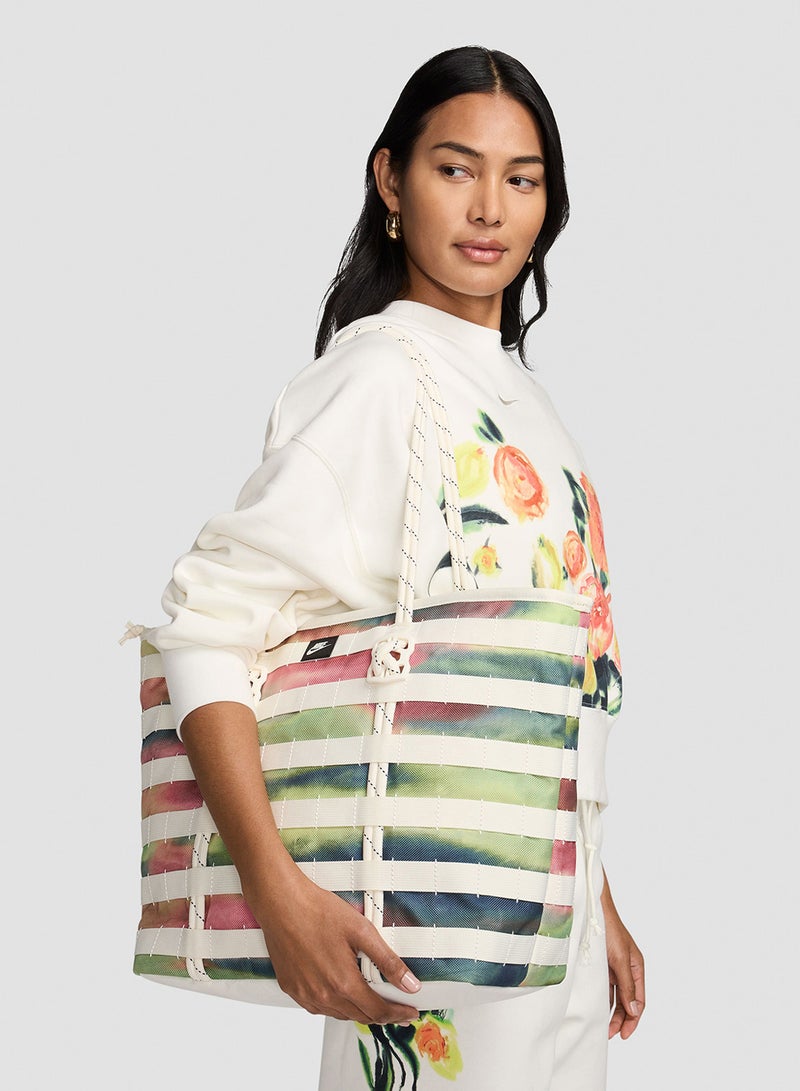 Nike Sportswear Women's Artist Collection - Image 4