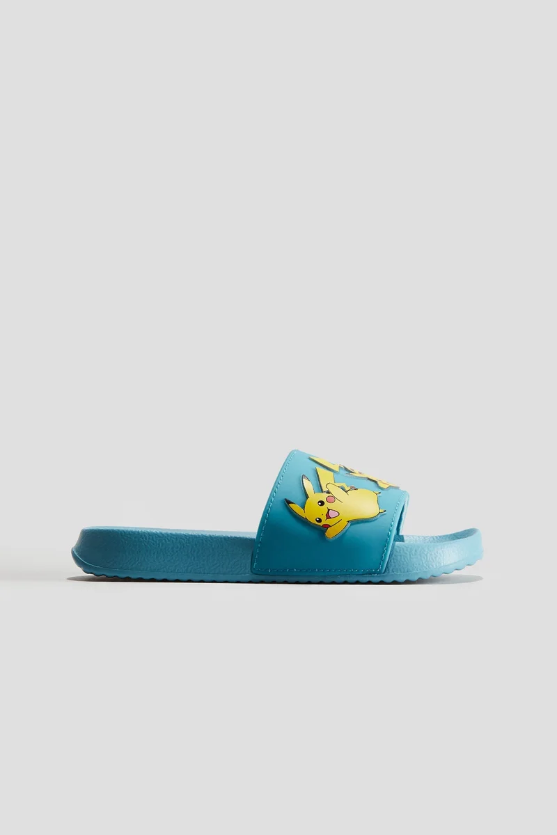 اتش اند ام حذاء للمسبح