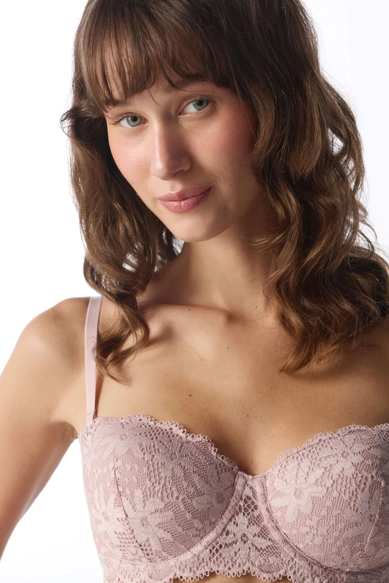 بنتي PENTI Bloom Lace Padded Bra