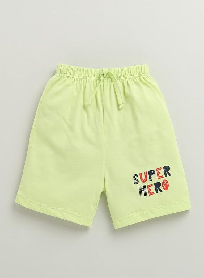 BUMZEE شورتات قطنية للأولاد من BUMZEE بطول فوق الركبة، عبوة من قطعتين، أخضر ومتعدد الألوان - 18-24 شهرًا (Peb10368E-grn) - Image 2