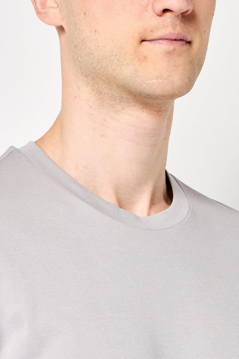 DKNY Men Crew Neck Short Sleeve Plain T-Shirt, Light Grey - Image 3