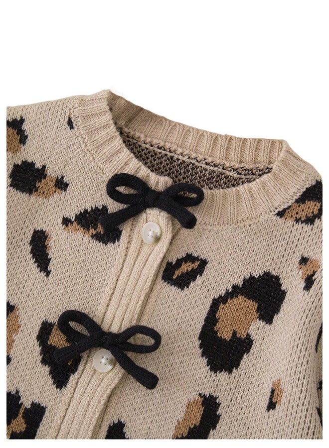 ميك ميشيك طقم ملابس شتوية للبنات من MakeMeChic مكون من قطعتين: كارديجان بأكمام طويلة وياقة دائرية بنقشة الفهد، وتنورة قصيرة واسعة من الأسفل، لون كاكي، مقاس 7 سنوات - Image 4