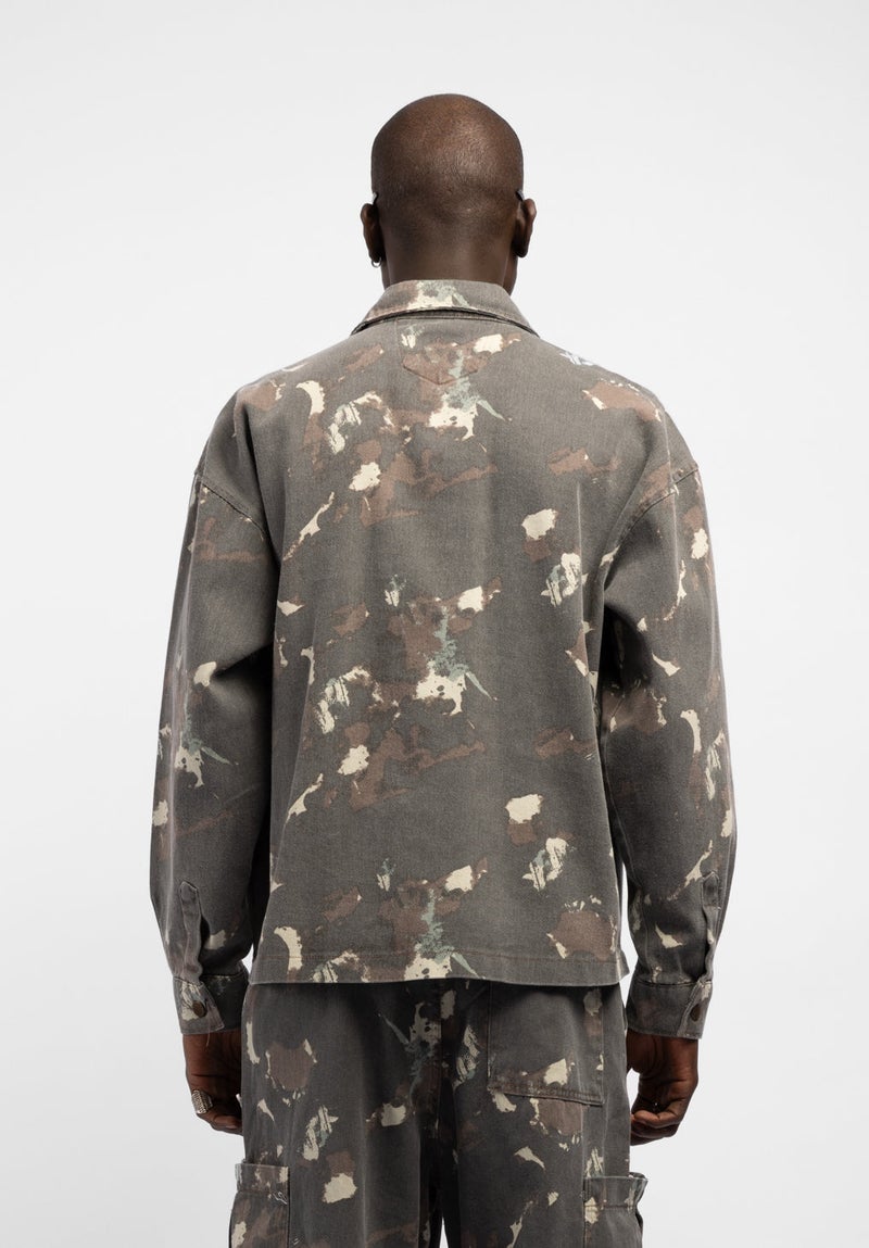 كاتش قميص واسع بنقشة تمويه - Image 5