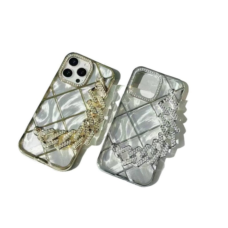 LS غطاء واقي بTPU لـ iPhone 14 / 14 Plus / 14 Pro / 14 Pro Max مع تغطية كاملة وبريق الماس مع نقشة المربعات مع حزام يد باللون Gold من مادة TPU باللون الذهبي - Image 2