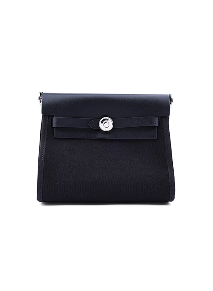 Cuple Fashionable bags designed to match every outfit.