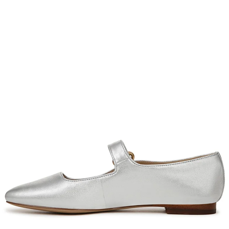 سام إيدلمان ميشيلا ماري جين فلات