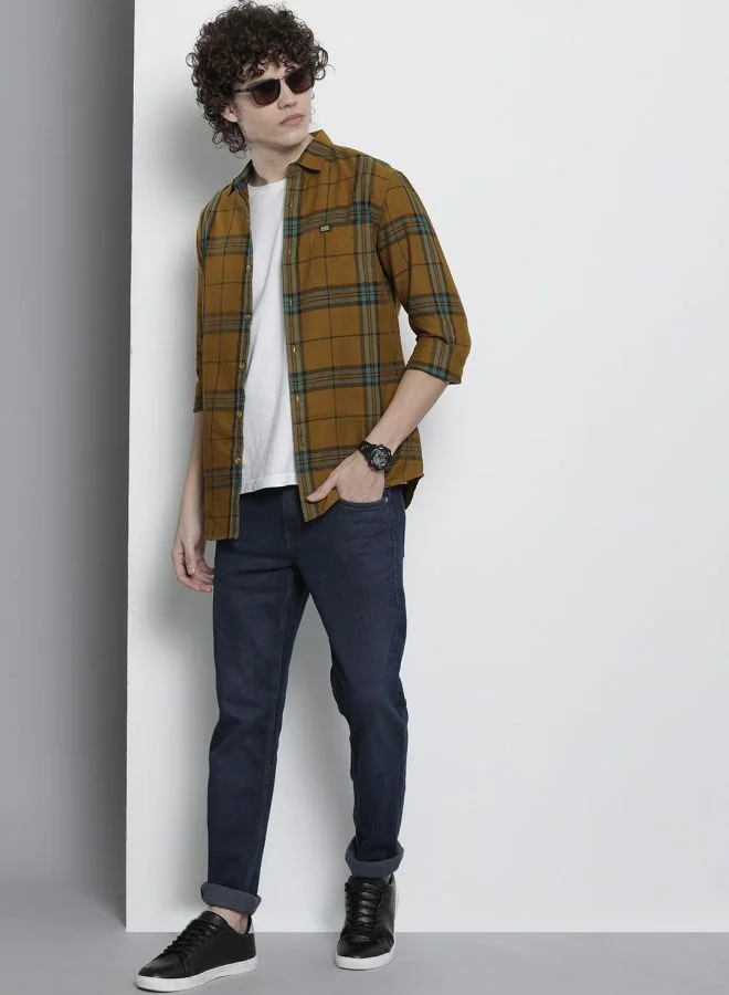 The Indian Garage Co Men Regular Fit Checkered Full Sleeves Cutaway Collar Casual Shirt