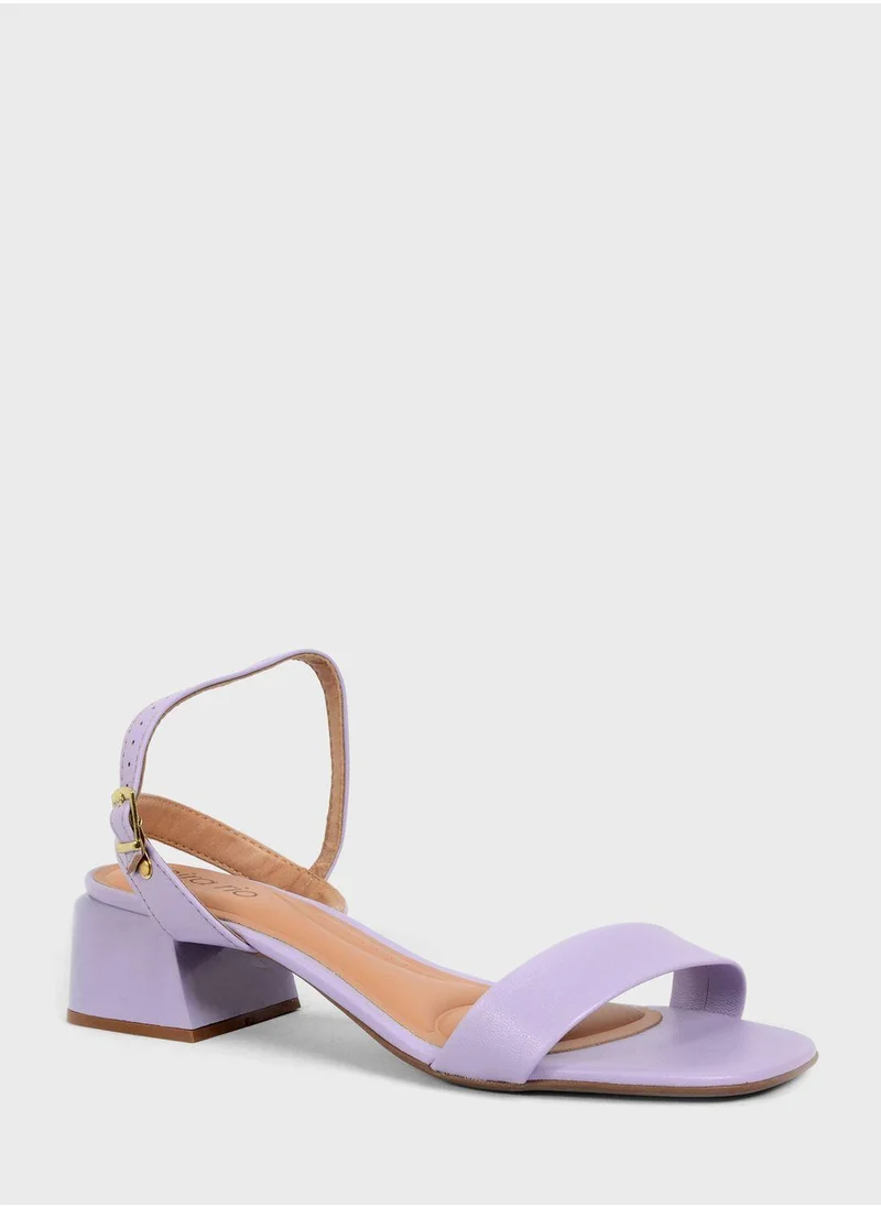 بيرا ريو Ankle Strap Mid Heel Sandal