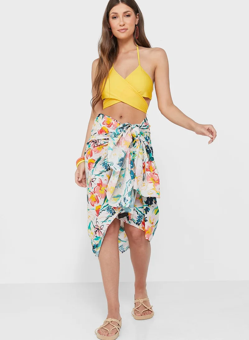 Ted Baker Beny Flirty Texture Floral Beach Sarong