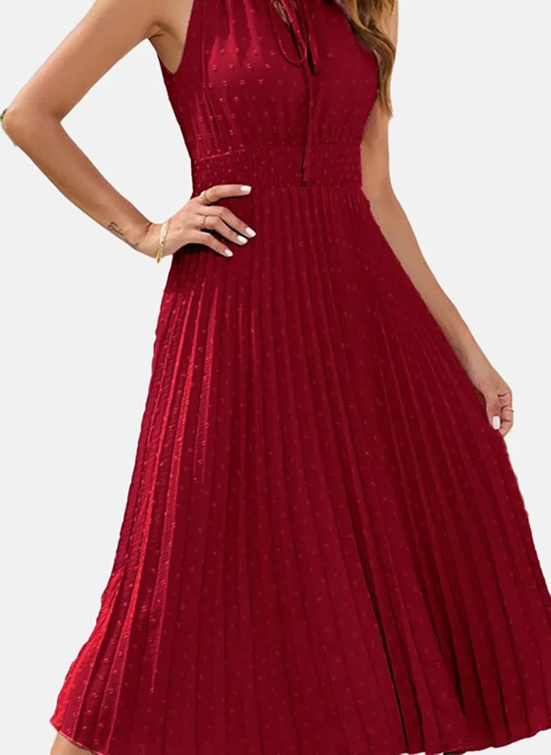 YUNIQEE Red Flared Solid Crew Neck Sleeveless Dress