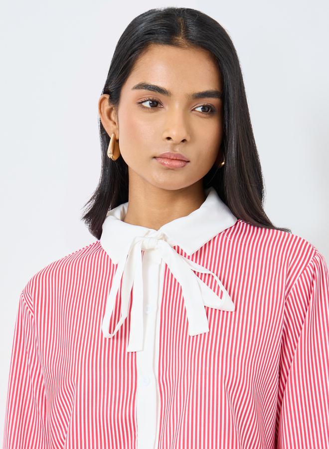 تايك تو قميص واسع بربطة عنق مخططة - Image 3