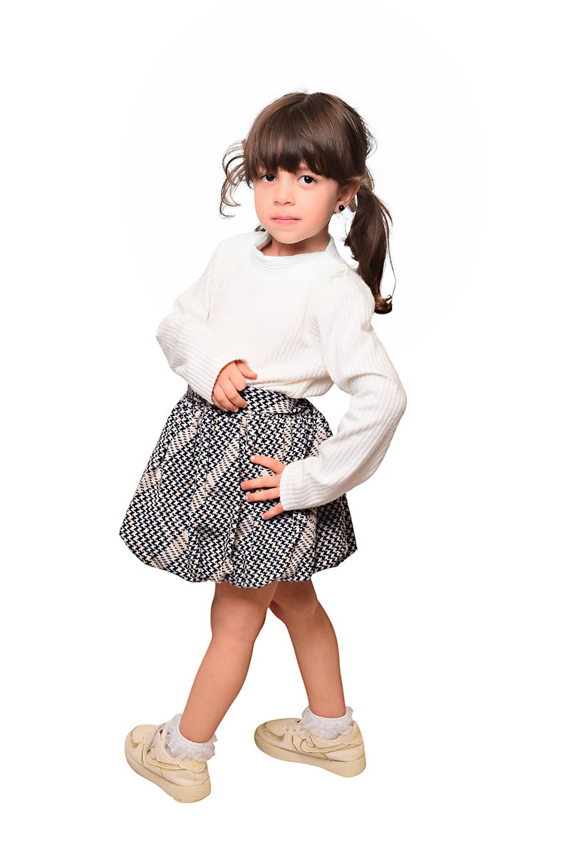 بونچو تنورة كاروهات بناتى مصنوعة من مزيج القطن والليكرا بملمس جاكارد متعددة الألوان . - Image 4