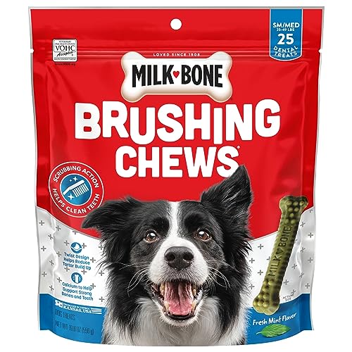 Milk-Bone Brushing Chews Daily Dental Dog Treats, Fresh Mint Flavor, Small/Medium, 25 Count - Image 1