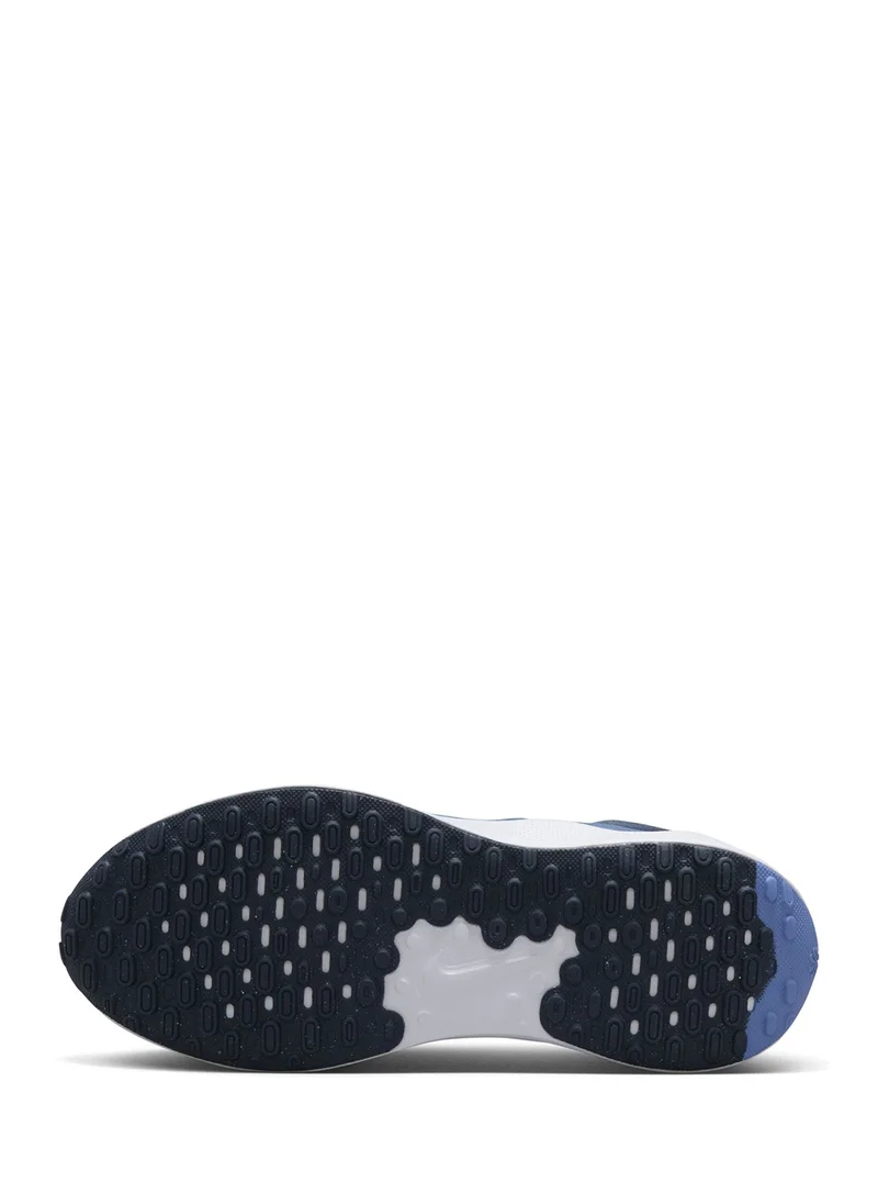 Nike Youth Revolution 7