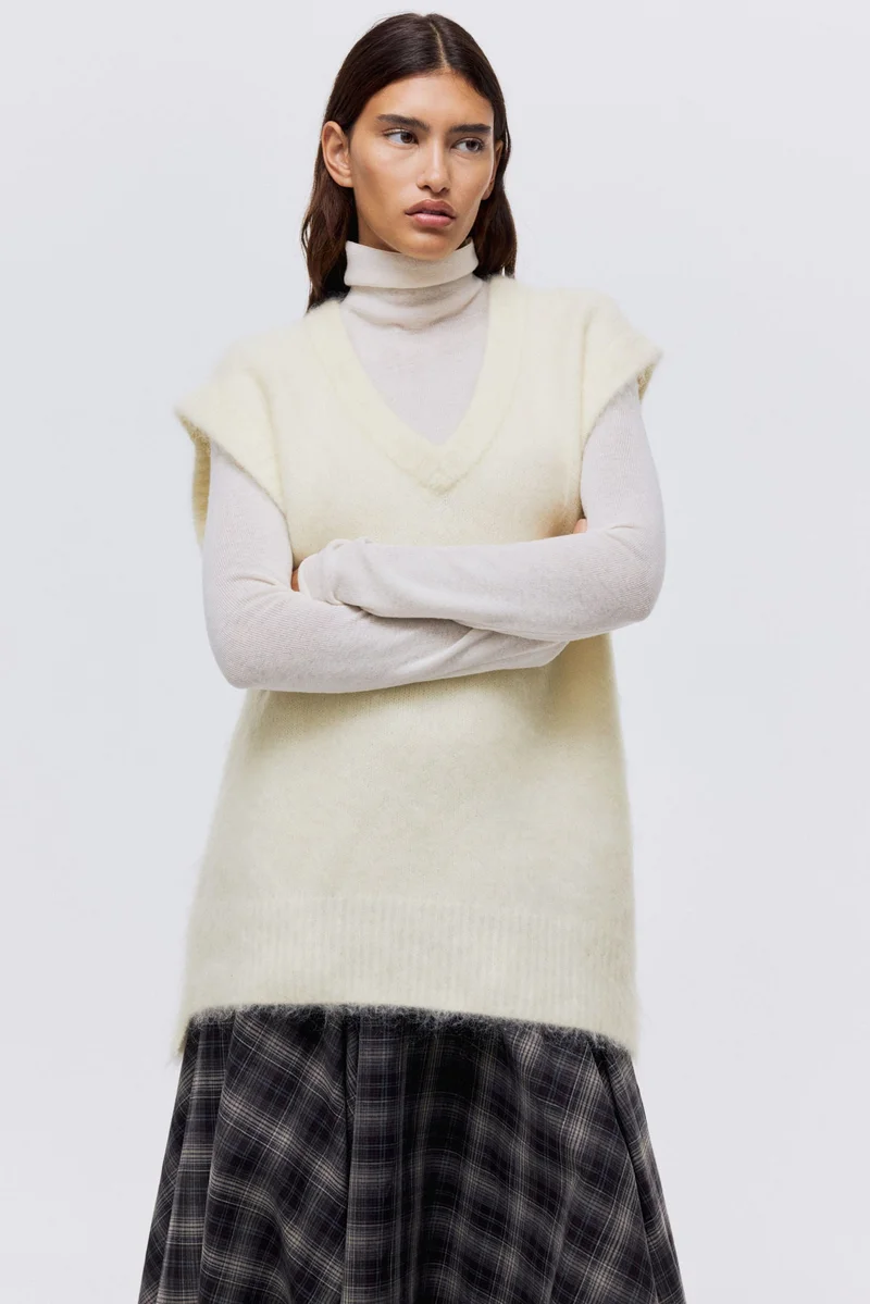 اتش اند ام فيست بتصميم كنزة من مزيج الموهير