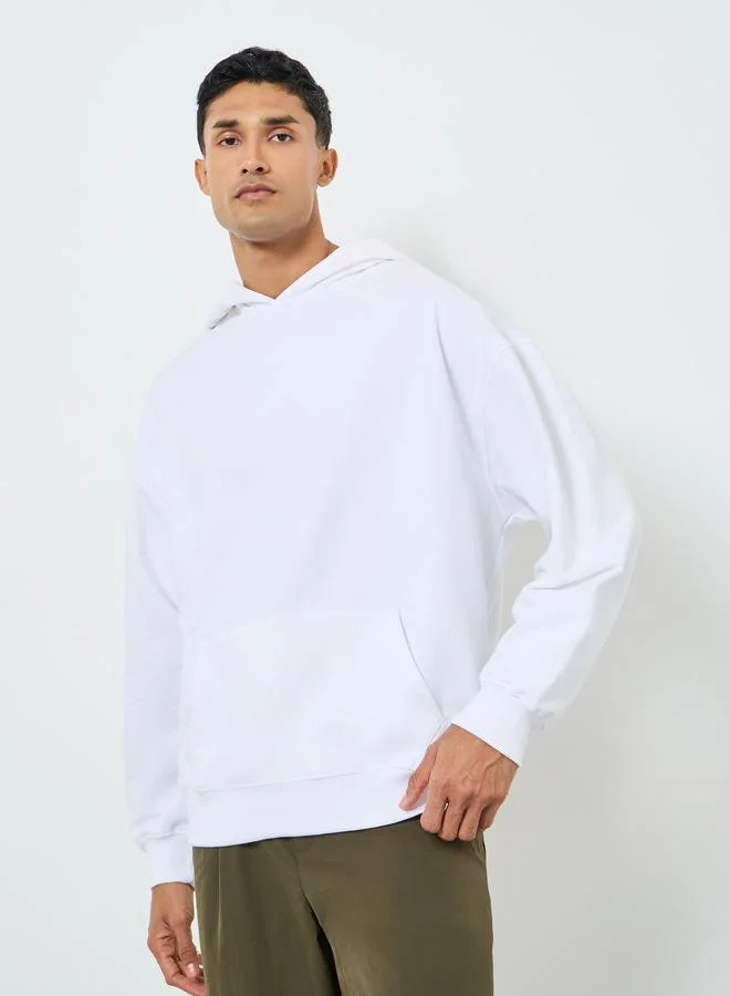 Styli Men White Tapestry Print Oversized Heavy Fleece Hoodie