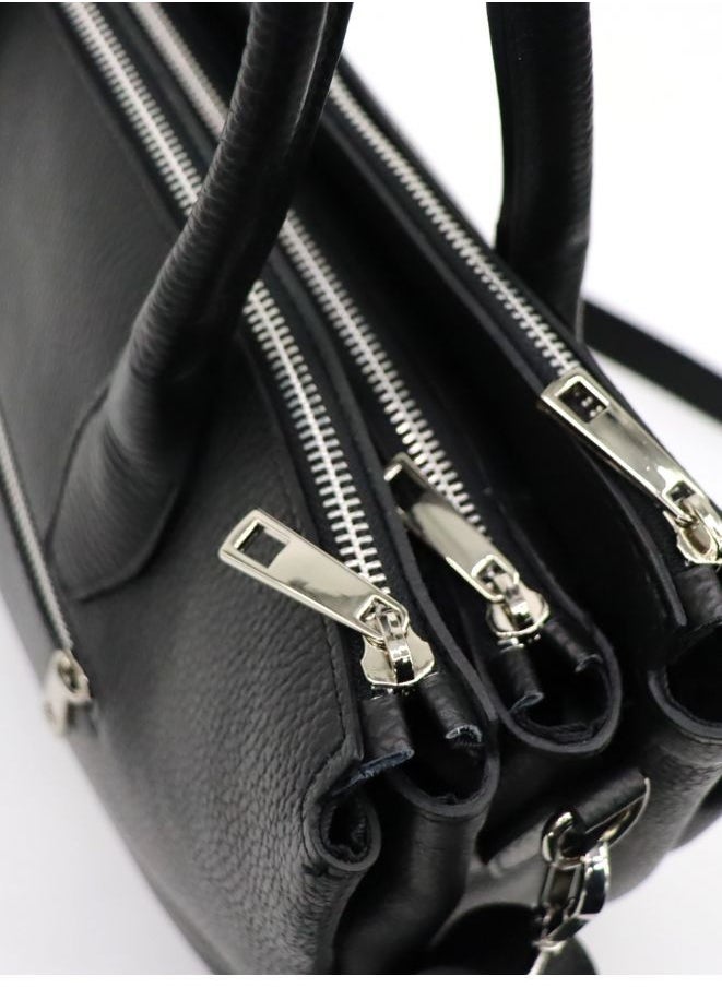 Gai mattiolo Gai Mattiolo's Exquisite Women's Leather Bag : Size 35x26x15  - Image 4