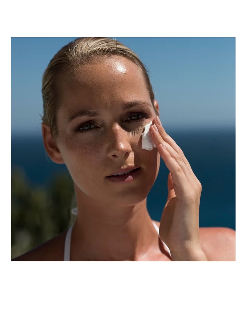 EVY Technology Daily Defense Face Mousse SPF50 - Image 2