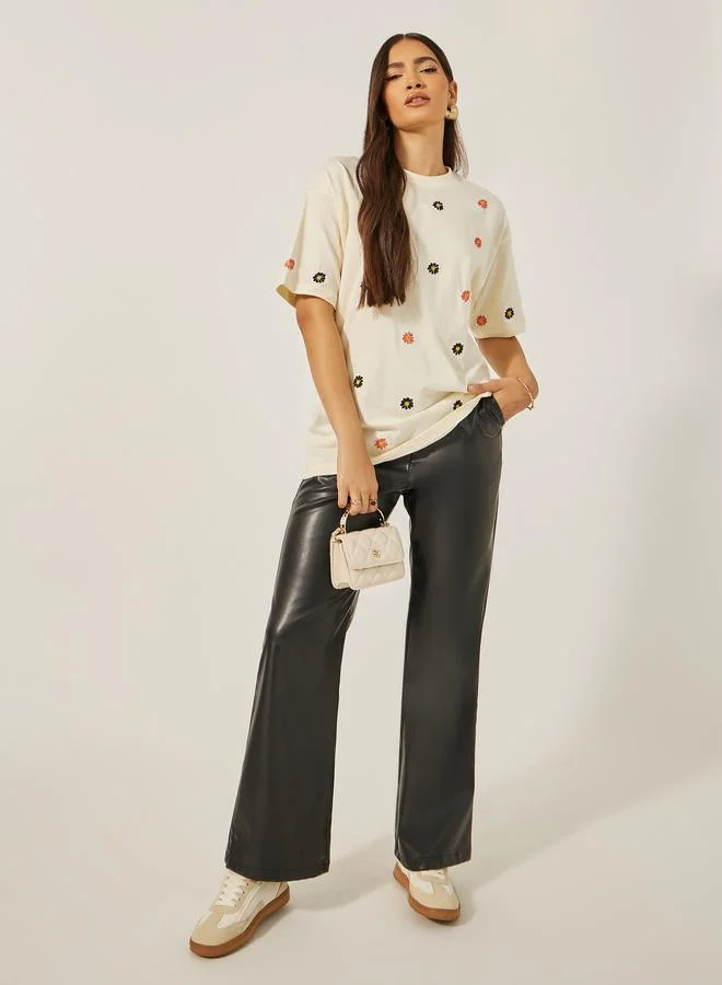 Styli Styli All Over Embroidered Oversized Longline T-Shirt