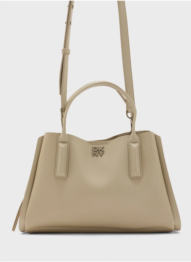 دكني Logo Josie Satchel