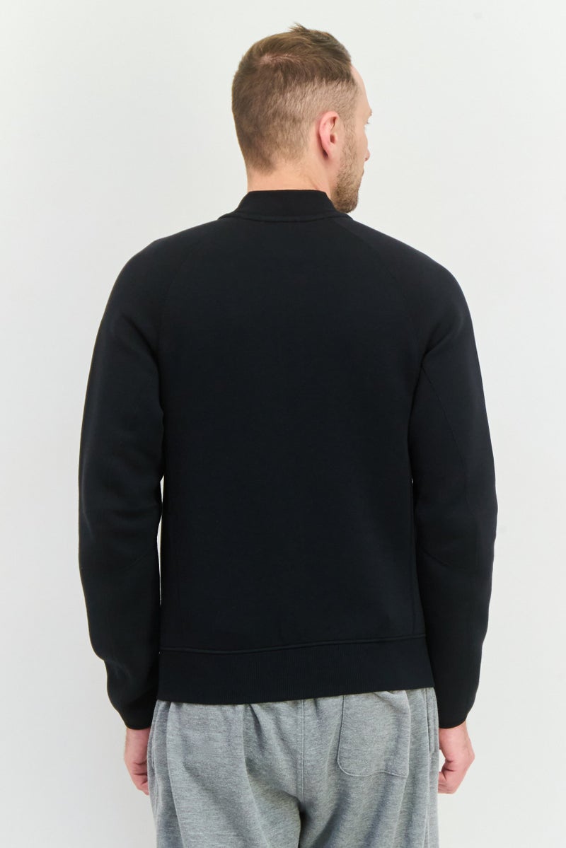 Nike سويت شيرت رياضي للرجال بأكمام طويلة مناسب للخارج، أسود - Image 3