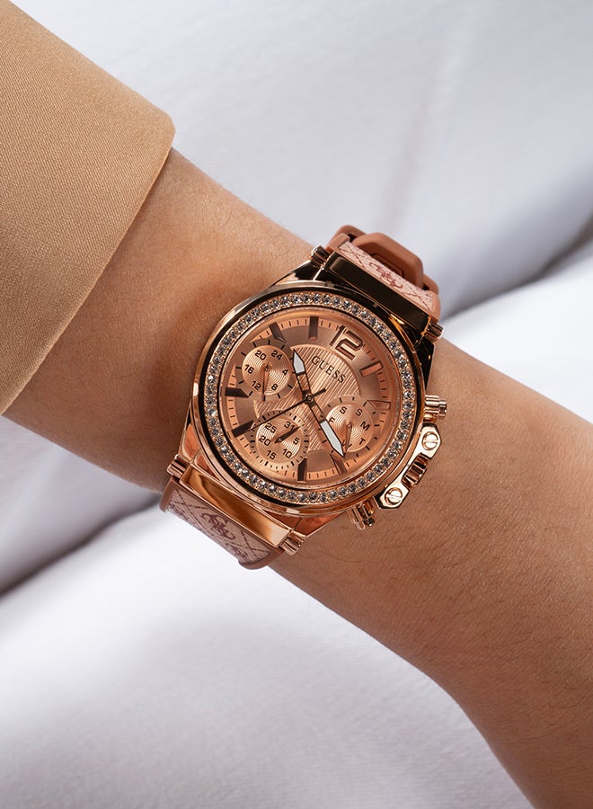 GUESS P RS GLD CS W/ CRYS / SUN RS GLD MF DL / OAT MILK LOGO LTR / BRWN SILICONE STRP - Image 5