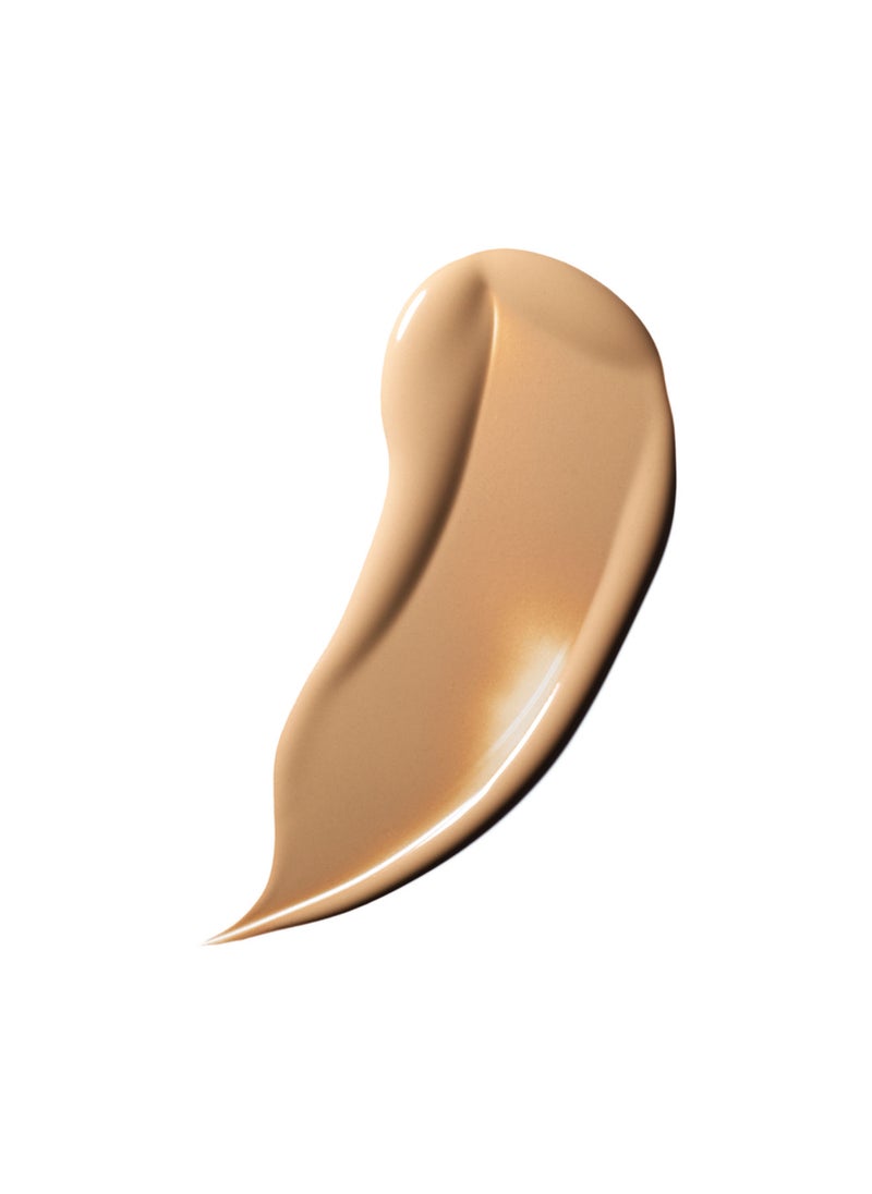 MAC Cosmetics Studio Radiance Face and Body Radiant Sheer Foundation Light beige with neutral undertone for light skin C1  - Image 2