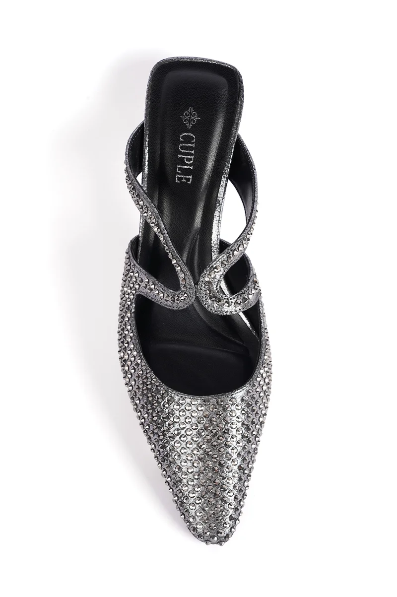 Cuple Ladies  Slip-On Mules embellished