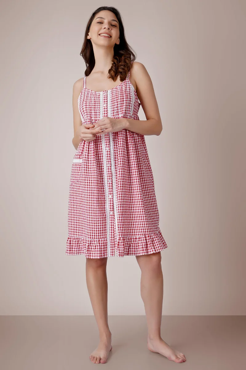 After Dark Betty, Red Dress